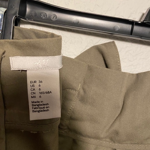 H and M skirt - Picture 4 of 5